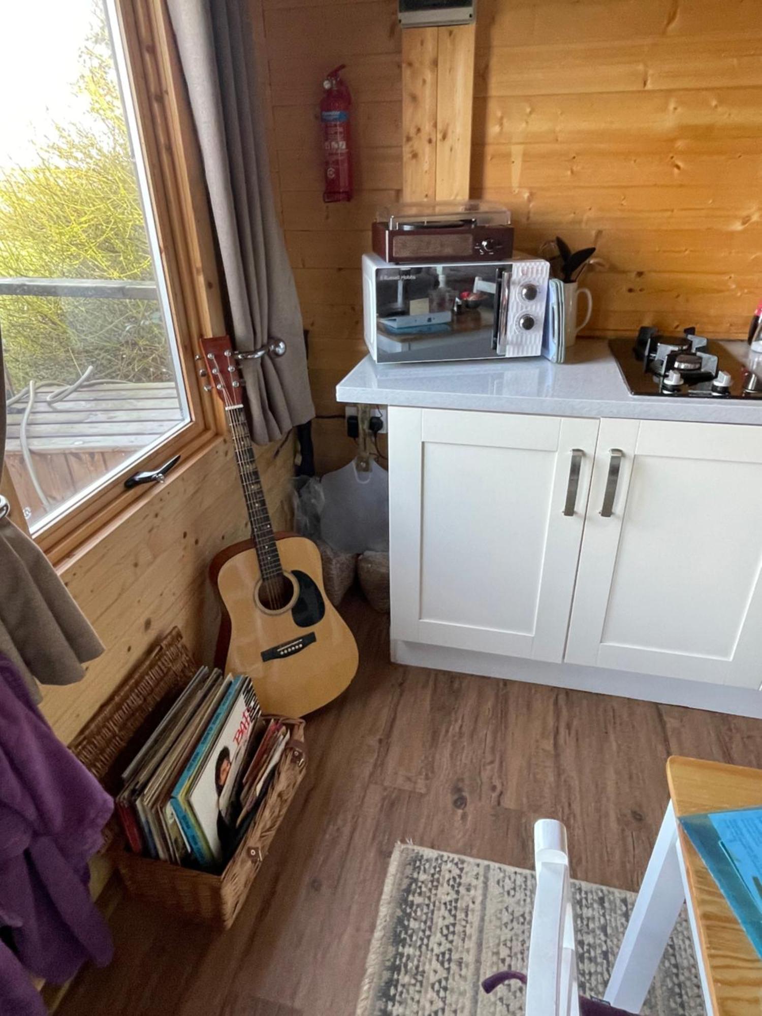Cosy Cabin In Annie'S Meadow West Meon Luaran gambar