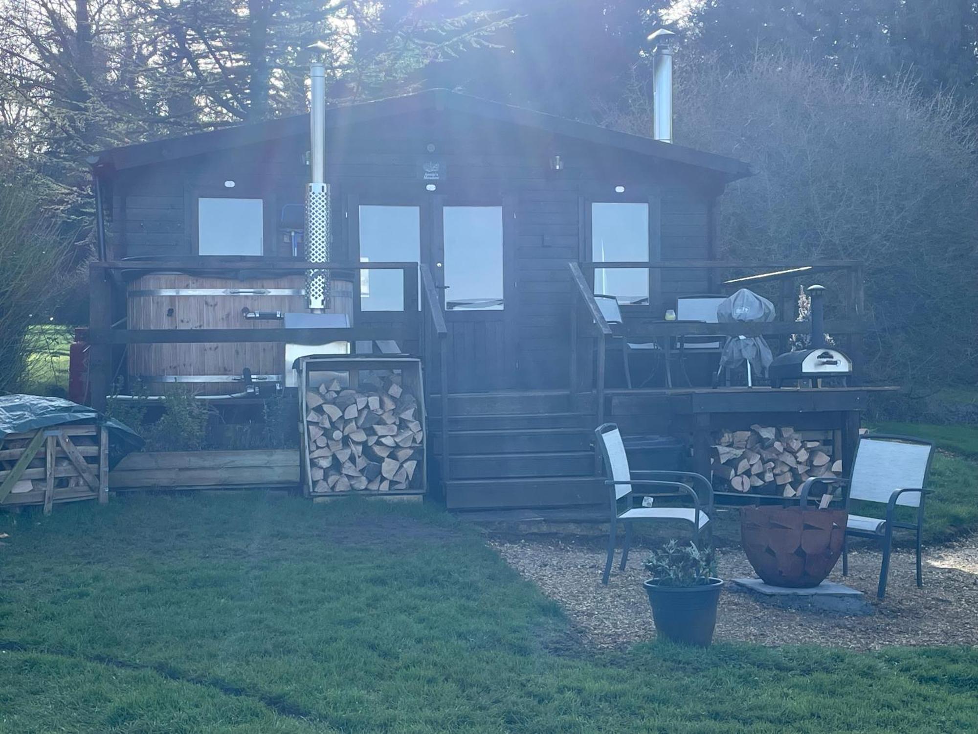 Cosy Cabin In Annie'S Meadow West Meon Luaran gambar